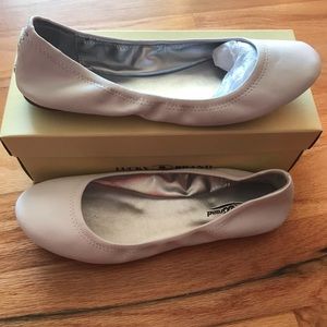 Lucky Brand White Balet Flats 9.5 M- Worn once